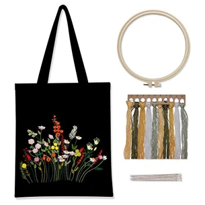 Imagen de Gigicloud Kit de Bordado Lona Negra con Patrón e Instrucciones Incluyen Bolsa Flores, Aros Bambú, Hilos Color y Herramienta Próspera