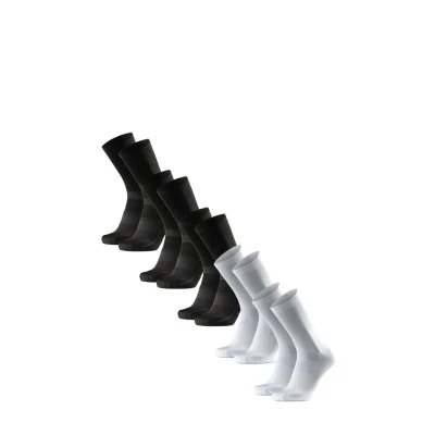 Imagen de DANISH ENDURANCE Calcetines de Ciclismo Altos, Acolchados y Transpirables, Anti ampollas, 3 5 Pack Multicolor (3xNegro, 2xBlanco/Negro) 43 47