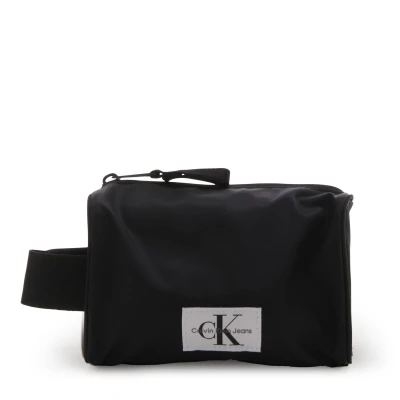 Imagen de Calvin Klein Jeans Essentials W Neceser, Talla: One Size, Black