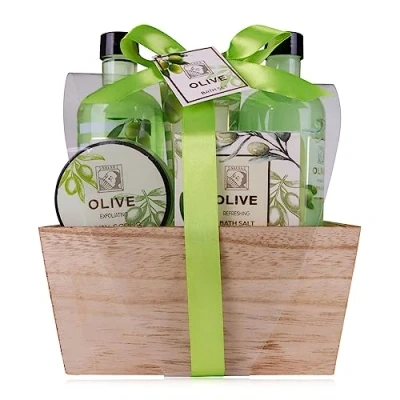 Imagen de Accentra set de ducha regalo para mujer OLIVE en una hermosa caja madera cuidado 5 piezas con gel ducha, espuma baño, loción corporal, exfoliante corporal y sales baño