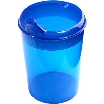 Imagen de Vaso de distintos colores con tapa y abertura para beber, 250 ml, Medi Inn