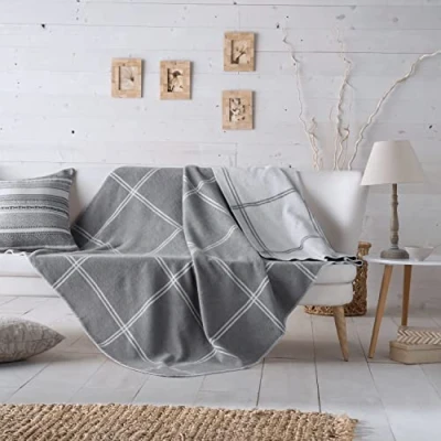 Imagen de VIALMAN Manta Multiusos, Fular Cubre Sofá Nature 3 180 x 240 Color Gris Plaid