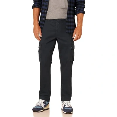 Imagen de Amazon Essentials Pantalón Cargo, elástico y de Corte Ajustado (Disponible en Tallas Grandes Largos Especiales) Hombre, Negro, 40W / 34L