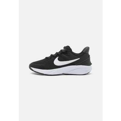 Imagen de Nike Performance STAR Runner 4 Unisex Zapatillas de running neutras para niños, Talla: 38.5, Black/white/anthracite Zapatos