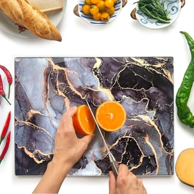 Imagen de Tabla de cortar cristal 40 x 30 cm: protector encimera para cocinas Duradero, higiénico resistente a los arañazos, al calor, fácil limpiar Gris y dorado
