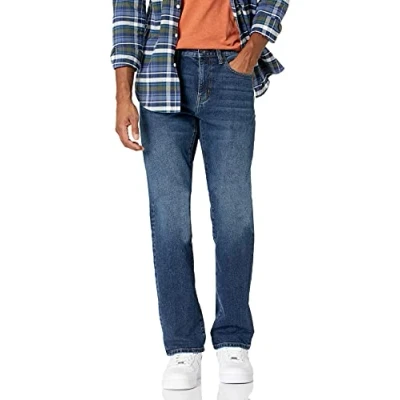 Imagen de Amazon Essentials Vaqueros Acampanados de Corte Ajustado Hombre, Lavado Medio, 28W / 30L
