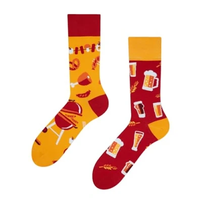 Imagen de Dedoles Calcetines Unisex Hombre Mujer y Niños Algodón muchos diseños divertidos diferente izquierda derecha, color: Multicolor, diseño: Cerveza barbacoa, tamaño: 35 38
