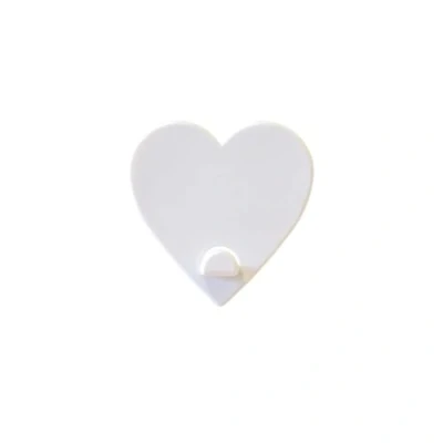 Imagen de KalaMitica, Gancho Magnĩtico Corazĳn Design, Resina ABS, Color Blanco, 5,5 x 5 0,5 cm