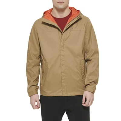 Imagen de Tommy Hilfiger Men&#039;s Legacy Lightweight Breathable Waterproof Hooded Rain Jacket Chubasquero, Caqui, 3XL Hombres