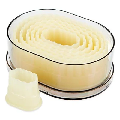 Imagen de Thermohauser 8300031466 Juego de cortadores Galletas (Nailon, 4,5 12,3 cm, 7 Piezas), diseño corazón y Ondulado, Color Blanco, Plástico
