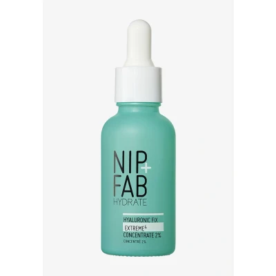 Imagen de Nip+Fab Hyaluronic Fix Extreme4 2% Hydration Concentrate 30 ml Gotas Concentradas Diarias Para El Rostro Suero Facial De Secado Rápido Hidratación