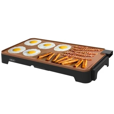 Imagen de Plancha Eléctrica de Cerámica y Titanio BELLA XL, Prepara 15 Huevos a la Vez, Revestimiento Antiadherente Ecológico, Limpieza Sencilla, Gran Superficie Cocción Sumergible, 30 x 56 cm, Cobre/Negro