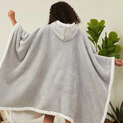 Imagen de Capa Manta con Capucha Capamanta Fabricada algodón y Franela Batamanta Deluxe