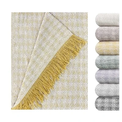 Imagen de GFD Colcha Multiusos para Sofas Lisa Viena, Cubre Sofa, Plaid Cama, Jarapas Sofas, Foulard Manta Sofa (180 x 260, Amarillo)