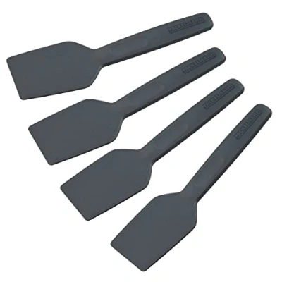 Imagen de Fackelmann Statement Juego de 4 espátulas para raclette, con mango ergonómico y hueco el pulgar, deslizador raclette en práctico paquete unidades, aprox. 15,5 x 1 cm, color gris