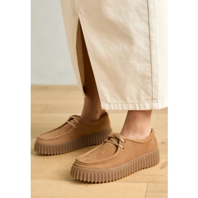 Imagen de Clarks Torhill BEE Zapatos con cordones, Mujer, Talla: 37, Light tan Nubuc