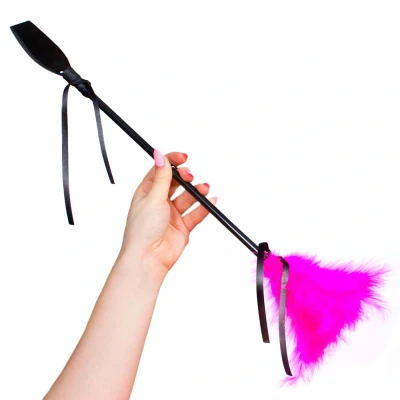 Imagen de negra y fucsia de Secret Play