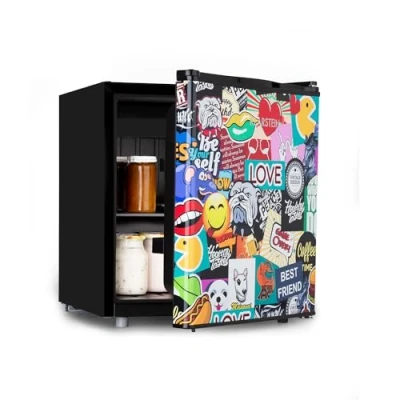 Imagen de Klarstein Cool Vibe Nevera, eficiencia energética Fe clase E, VividArt: puerta con diseño de pegatinas impresas, congelador, emisión ruido tan solo 42 dB, volumen 48 litros, negro