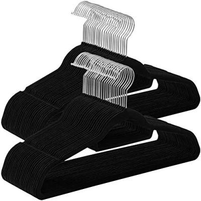 Imagen de SONGMICS 50 Perchas de Terciopelo, Set con Superficie Antideslizante, Ahorro Espacio, Gancho Cromado Giratorio a 360º, Negro CRF50B