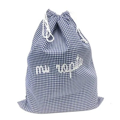 Imagen de Bolsa reutilizable para ropa con estampado vichy color azul marino. de tela lavable colegio, ideal recambio niños. Saco ecológico ropa, zapatos, pañales.
