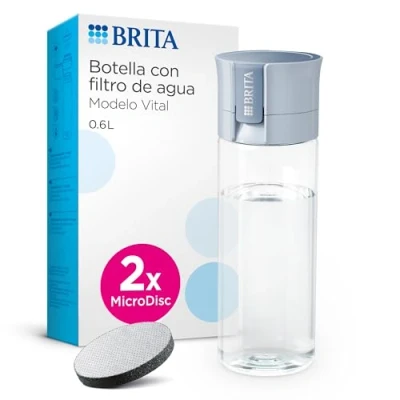Imagen de BRITA Botella filtrante de agua modelo VITAL Azul Claro (600 ml) con 2 filtros MicroDisc, para hidratarse en cualquier lugar, elimina cloro, impurezas, hormonas y preserva minerales.