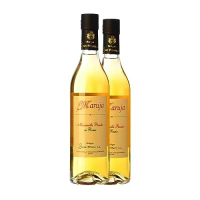 Imagen de Juan Piñero Manzanilla Pasada Maruja Palomino Fino Sanlúcar de Barrameda Botella Medium 50 cl Vino generoso (Caja 2 cl)