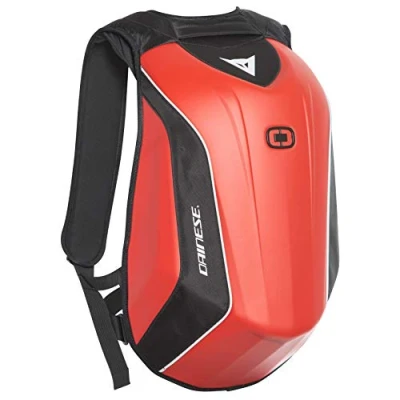 Imagen de Dainese D Mach Travel Backpack, Mochila Moto de Viaje 22.2 L, Impermeable y Aerodinámica con Bolsillo para Ordenador Portátil, Estructura Rígida, Protege la Lluvia, Rojo