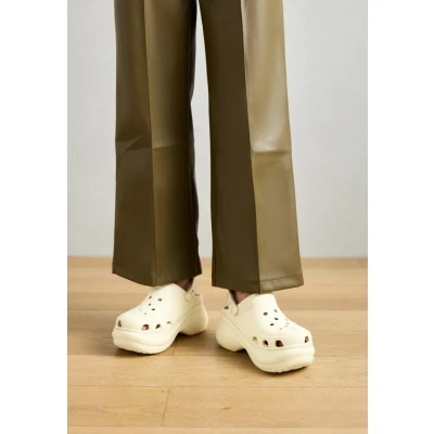 Imagen de Crocs BAE Zuecos, Mujer, Talla: 36/37, Bone Zapatos