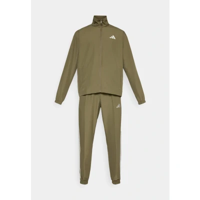Imagen de adidas Sportswear Basic 3 Stripes SET Chándal, Hombre, Talla: Small, Olive strata