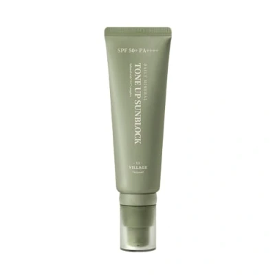 Imagen de VILLAGE 11 FACTORY MINERAL TONE UP SUNBLOCK Cuidado de la piel coreano Crema solar mineral, aclara tez y mate Hidrata Antiedad