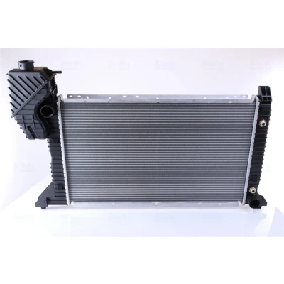 Imagen de NISSENS 62686A Radiador, refrigeración del motor Aluminio 680 409 40 Aletas soldadas MERCEDES BENZ: Sprinter 3 T Furgón