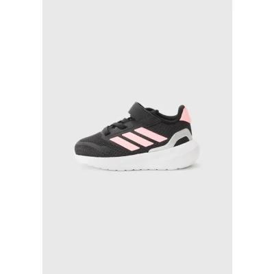 Imagen de adidas Performance Runfalcon Unisex Zapatillas running asfalto core black/pink spark/silvercoloured para niños, Talla: 23.5 Zapatos