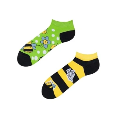 Imagen de Dedoles Calcetines Unisex Hombre Mujer y Niños Algodón muchos diseños divertidos Fútbol Bicicleta diferente izquierda derecha, color: Amarillo, diseño: Abejas (tobilleros), tamaño: 35 38