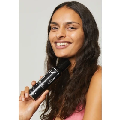Imagen de Shu Uemura Kaze Wave Curl Mousse 150 ml