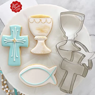 Imagen de Juego de 3 cortadores galletas Pascua para confirmación comunión y bautizo, fabricado en los Estados Unidos por Ann Clark, cáliz, pez Jesús, Santa Cruz