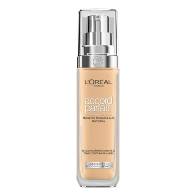 Imagen de L&#039;Oreal Paris Make up Designer Accord Parfait, Base de maquillaje acabado natural con ácido hialurónico, tono piel medio, 4.D/W, 30 ml