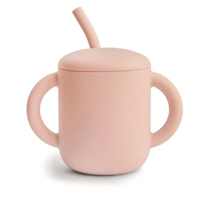 Imagen de mushie Taza de Entrenamiento con Pajita a Partir 6 Meses Contiene 175 ml Manijas Antideslizantes 100% Silicona sin BPA Vaso Antiderrame Lavable en el Lavavajillas Blush