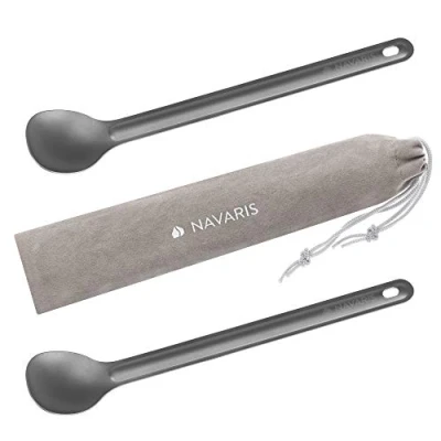 Imagen de Navaris 2X Cuchara de Titanio Larga Kit cucharas Ligeras 21.5 x 3.9 CM Cubiertos livianos para Camping Senderismo Viaje con Bolsa incluida