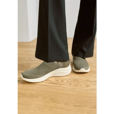 Imagen de Skechers Ultra FLEX 3.0 Mocasines, Mujer, Talla: 38, Olive Zapatos