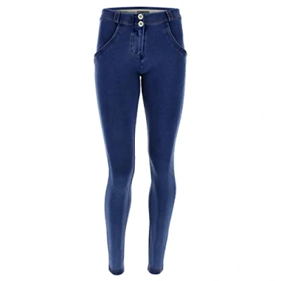 Imagen de FREDDY Pantalón WR.UP® Pitillo de Talle y Largo estándar Denim Oscuro Jeans Scuro Costuras Amarillo Extra Small