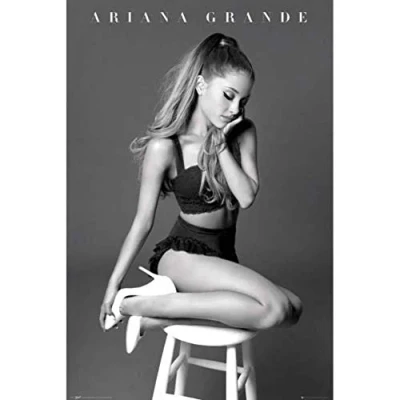 Imagen de Grupo Erik Editores Ariana Grande Sit Poster, Sin plastificar