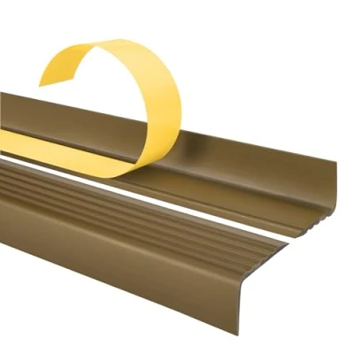 Imagen de Quest Perfil autoadhesivo para bordes de escaleras 40x25mm ND Protector antideslizante PVC Latón, 200cm