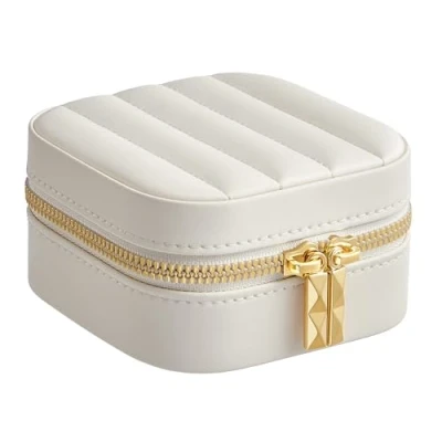 Imagen de SONGMICS HOME ANAH Colección Joyero de Viaje, Estuche Pequeño para Joyas con Espejo, 10,5 x 6 cm, Superficie PU Costuras, Portátil, Cremalleras, Idea Regalo, Blanco Nube JBC179W01