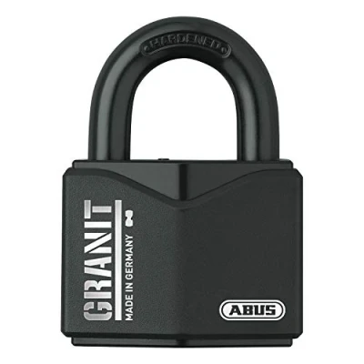 Imagen de ABUS Candado de granito 37/55#SZP para uso al aire libre con tarjeta seguridad y llave luz LED acero especial endurecido Nivel 10 Negro