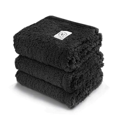 Imagen de luciphia 3 Piezas Mantas Suaves para Perros Gatos Mascotas de Felpa Esponjosa Cálida Negro M (52 x 76 cm)