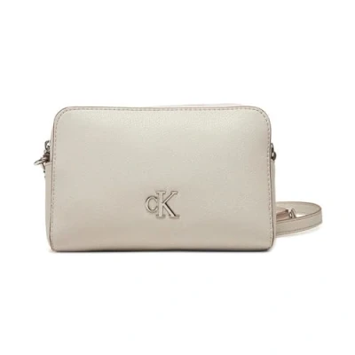 Imagen de Calvin Klein Jeans Minimal Monogram Camera BAG Bandolera, Mujer, Talla: One Size, Chateau