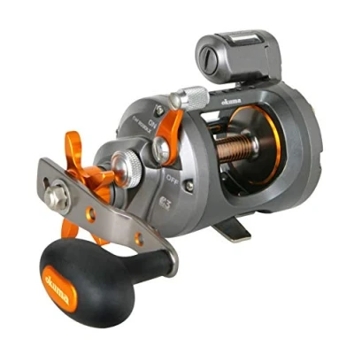 Imagen de Okuma Fishing Tackle Corp. Carrete de pesca CW 303DLX, 303D, mano izquierda, Un solo color