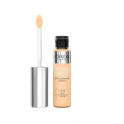 Imagen de L&#039;Oréal Paris Sérum Corrector Iluminador, Cobertura Media, Acabado Radiante, con 1,5% Ácido Hialurónico y Cafeína, Accord Parfait, Tono 5.5D, 10ml