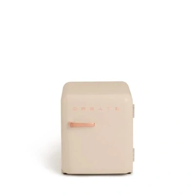 Imagen de CREATE / RETRO FRIDGE 50 ROSE GOLD/Frigorífico arena maneta oro rosa 85W, minibar, un estante, diseño retro, cm, dos repisas, capacidad de 48L, bajo consumo, 50x44x49,8 cm