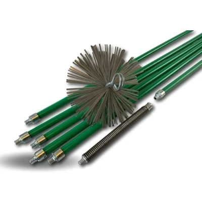 Imagen de Kit profesional de limpieza para conductos no revestidos Cepillo acero Ø 150 mm 8 m con 6 varillas verdes autobloqueantes 18 huecas Resorte inicio Chimeneas Kibros 5KIT15ACO